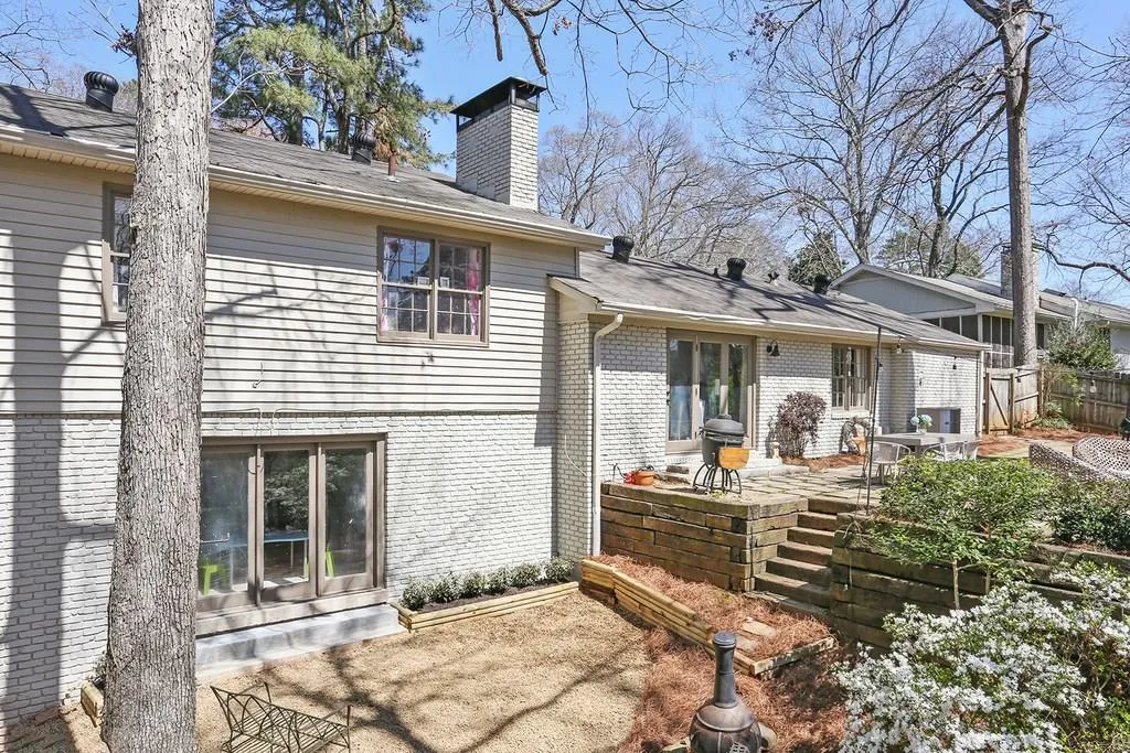 425 Forest Valley Road, Sandy Springs, Georgia 30342, 4 Bedrooms Bedrooms, ,3 BathroomsBathrooms,Residential,Sold,425 Forest Valley Road,5983920