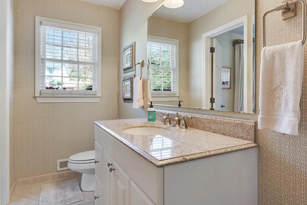 425 Forest Valley Road, Sandy Springs, Georgia 30342, 4 Bedrooms Bedrooms, ,3 BathroomsBathrooms,Residential,Sold,425 Forest Valley Road,5983920