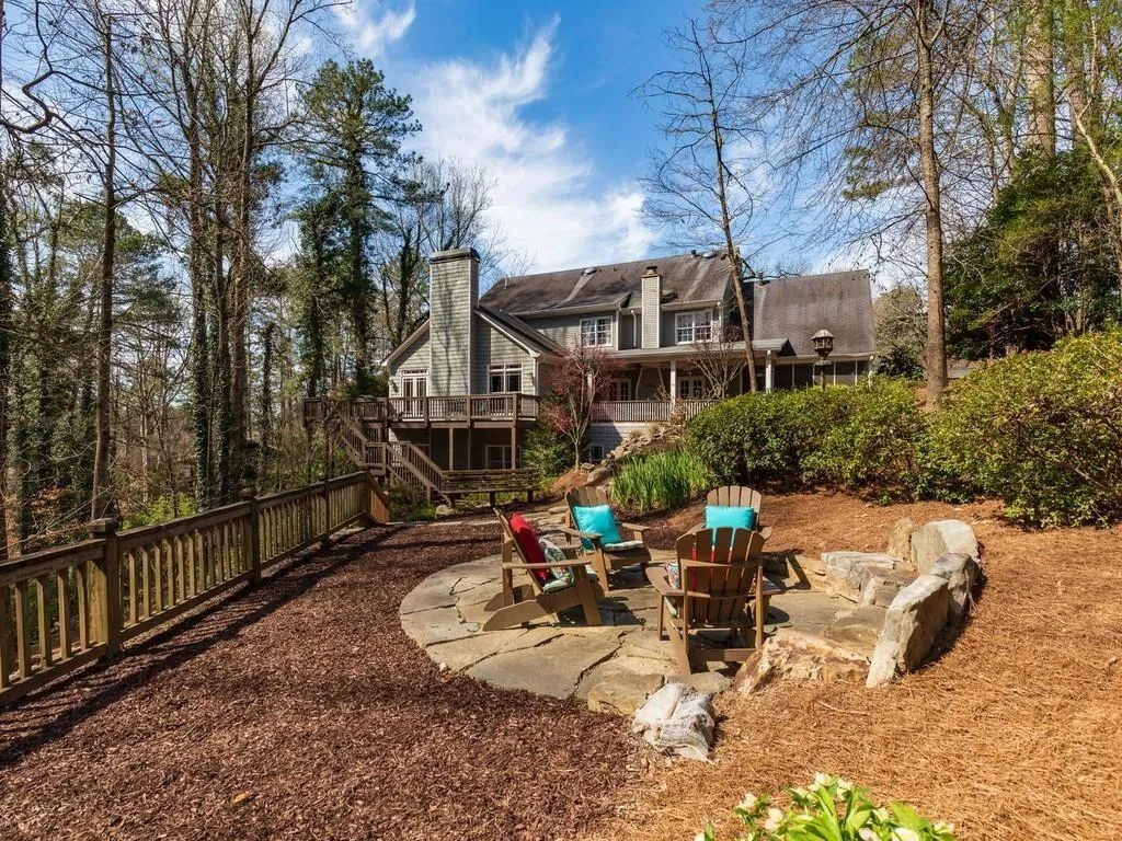9985 Huntcliff Trace, Sandy Springs, Georgia 30350, 5 Bedrooms Bedrooms, ,4 BathroomsBathrooms,Residential,Sold,9985 Huntcliff Trace,6555078