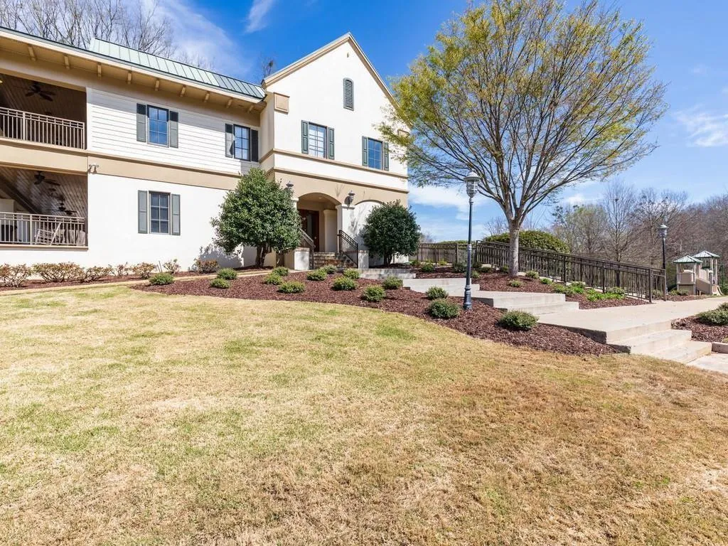 9985 Huntcliff Trace, Sandy Springs, Georgia 30350, 5 Bedrooms Bedrooms, ,4 BathroomsBathrooms,Residential,Sold,9985 Huntcliff Trace,6555078