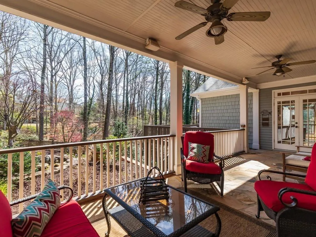 9985 Huntcliff Trace, Sandy Springs, Georgia 30350, 5 Bedrooms Bedrooms, ,4 BathroomsBathrooms,Residential,Sold,9985 Huntcliff Trace,6555078