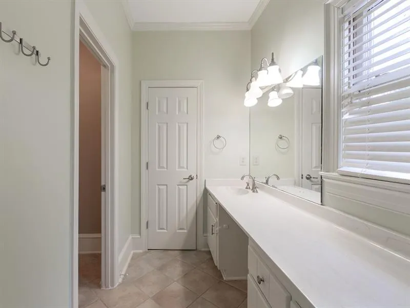 95 Tamarisk Drive, Sandy Springs, Georgia 30342, 4 Bedrooms Bedrooms, ,3 BathroomsBathrooms,Residential,Sold,95 Tamarisk Drive,6654399