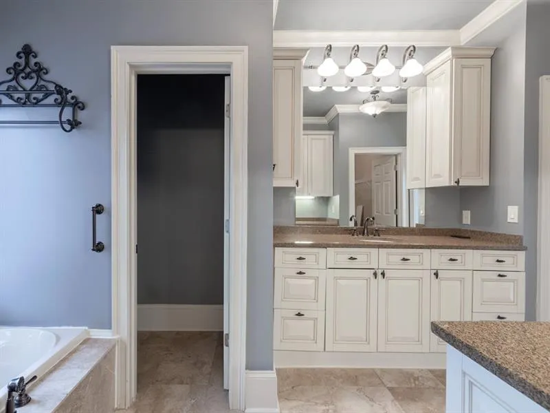 95 Tamarisk Drive, Sandy Springs, Georgia 30342, 4 Bedrooms Bedrooms, ,3 BathroomsBathrooms,Residential,Sold,95 Tamarisk Drive,6654399