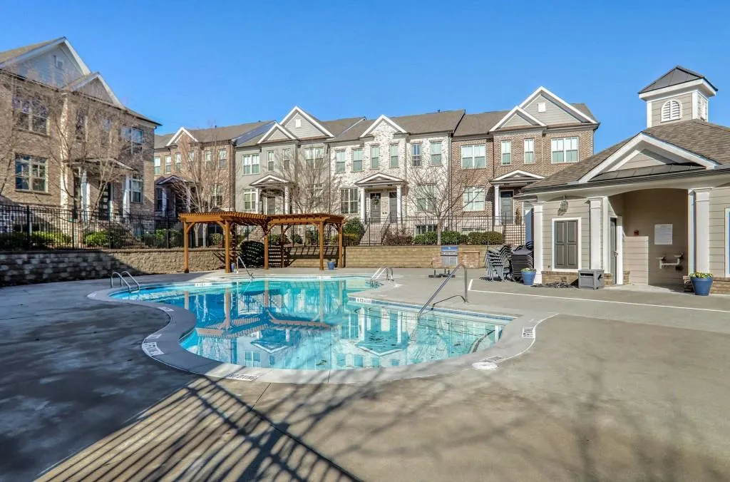 4236 Deming Circle, Atlanta, Georgia 30342, 3 Bedrooms Bedrooms, ,3 BathroomsBathrooms,Residential,Sold,4236 Deming Circle,7524522