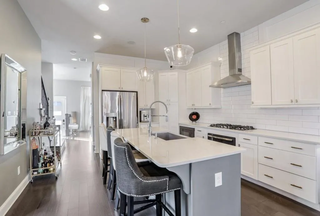 4236 Deming Circle, Atlanta, Georgia 30342, 3 Bedrooms Bedrooms, ,3 BathroomsBathrooms,Residential,Sold,4236 Deming Circle,7524522