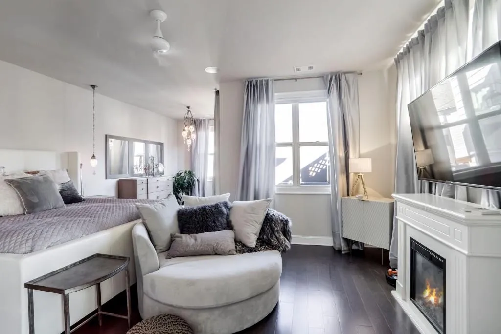 4236 Deming Circle, Atlanta, Georgia 30342, 3 Bedrooms Bedrooms, ,3 BathroomsBathrooms,Residential,Sold,4236 Deming Circle,7524522