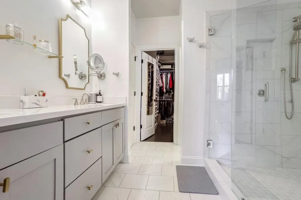 4236 Deming Circle, Atlanta, Georgia 30342, 3 Bedrooms Bedrooms, ,3 BathroomsBathrooms,Residential,Sold,4236 Deming Circle,7524522