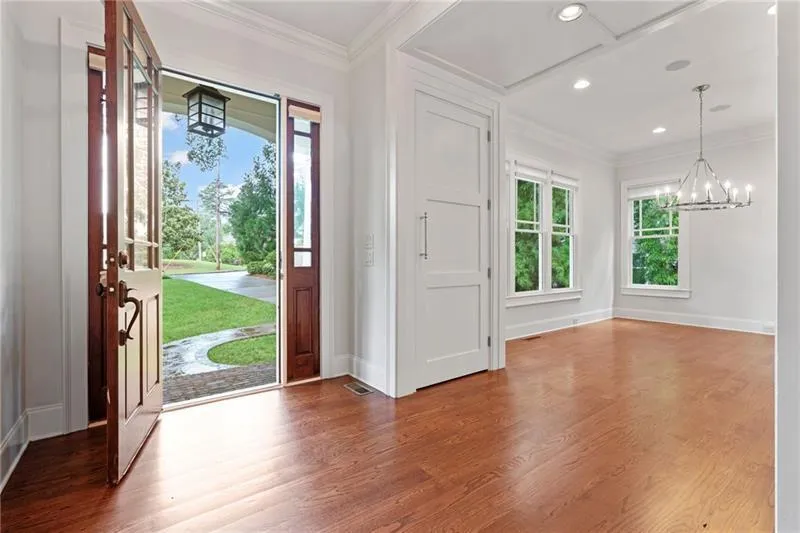 2697 N Thompson Road Ne, Atlanta, Georgia 30319, 4 Bedrooms Bedrooms, ,3 BathroomsBathrooms,Residential,For Sale,2697 N Thompson Road Ne,7616703