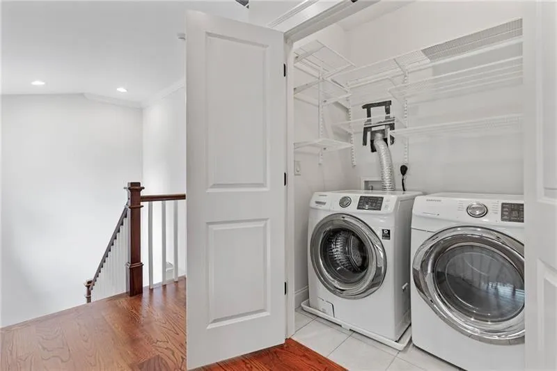 2697 N Thompson Road Ne, Atlanta, Georgia 30319, 4 Bedrooms Bedrooms, ,3 BathroomsBathrooms,Residential,For Sale,2697 N Thompson Road Ne,7616703