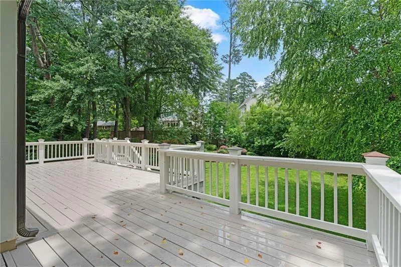 2697 N Thompson Road Ne, Atlanta, Georgia 30319, 4 Bedrooms Bedrooms, ,3 BathroomsBathrooms,Residential,For Sale,2697 N Thompson Road Ne,7616703