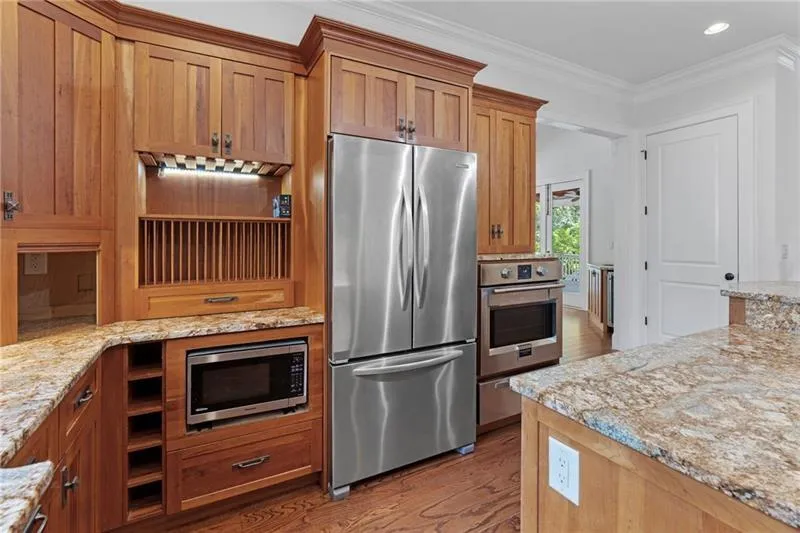 2697 N Thompson Road Ne, Atlanta, Georgia 30319, 4 Bedrooms Bedrooms, ,3 BathroomsBathrooms,Residential,For Sale,2697 N Thompson Road Ne,7616703