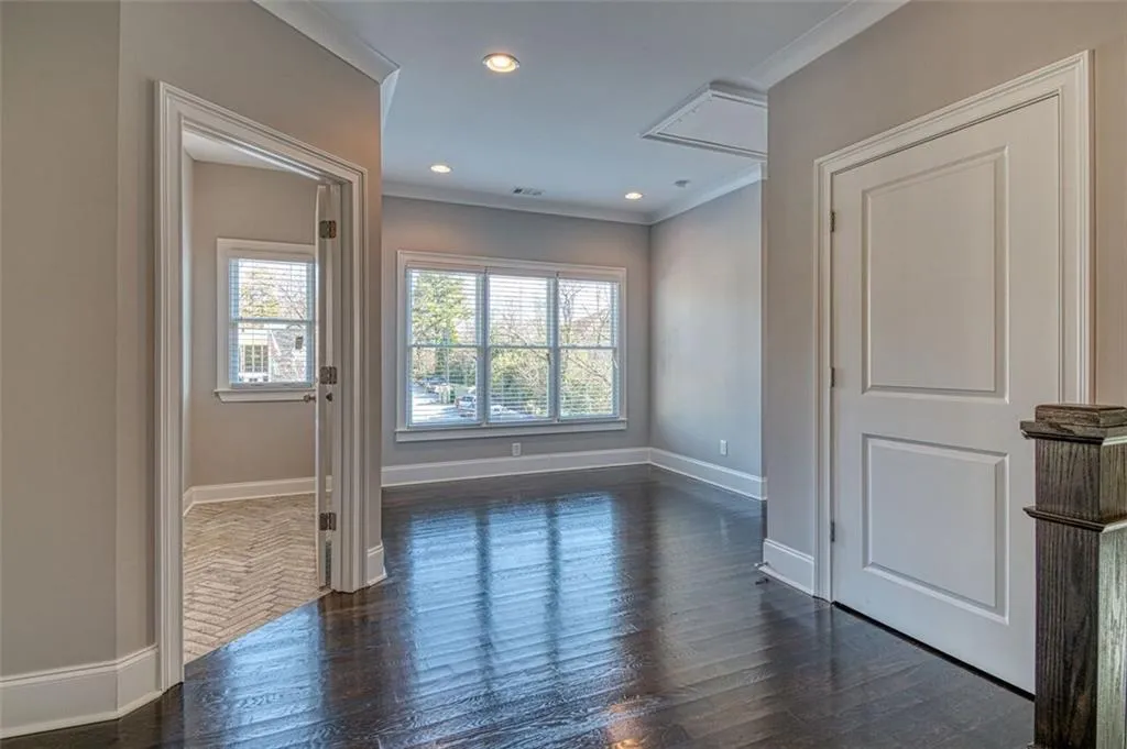 830 Novello Court, Sandy Springs, Georgia 30342, 4 Bedrooms Bedrooms, ,4 BathroomsBathrooms,Residential,Sold,830 Novello Court,5953007