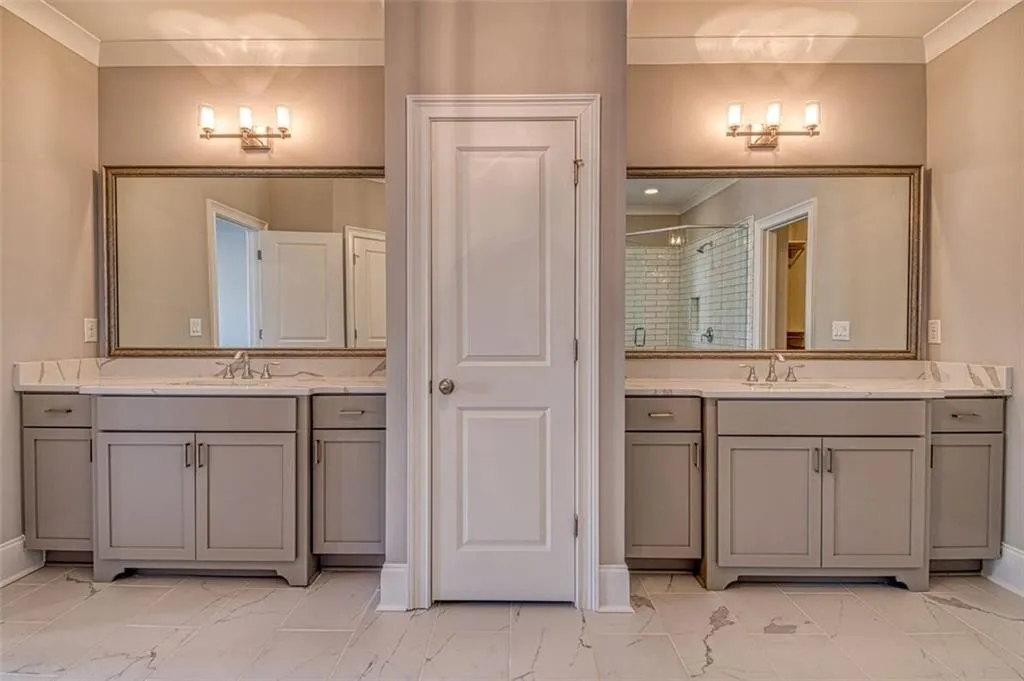 830 Novello Court, Sandy Springs, Georgia 30342, 4 Bedrooms Bedrooms, ,4 BathroomsBathrooms,Residential,Sold,830 Novello Court,5953007