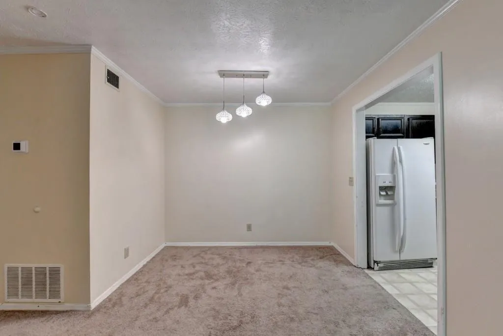 102 Gettysburg Place, Sandy Springs, Georgia 30350, 2 Bedrooms Bedrooms, ,1 BathroomBathrooms,Residential,For Sale,102 Gettysburg Place,7397821