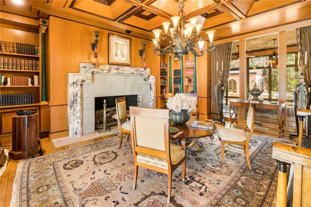 5975 Winterthur Ridge, Atlanta, Georgia 30328, 7 Bedrooms Bedrooms, ,8 BathroomsBathrooms,Residential,Sold,5975 Winterthur Ridge,6508153