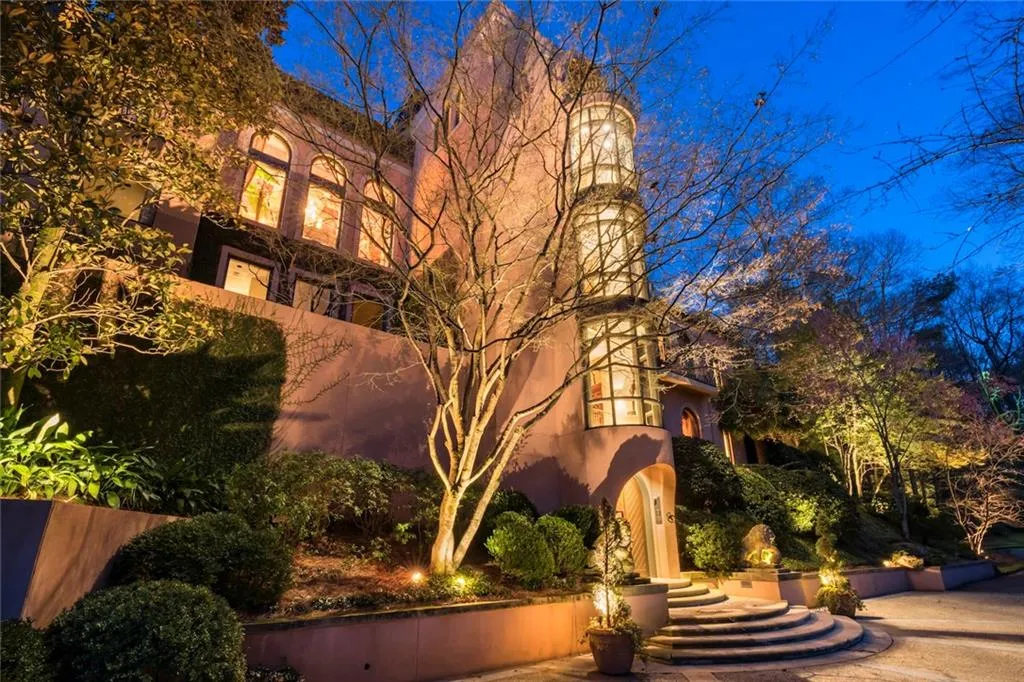 5975 Winterthur Ridge, Atlanta, Georgia 30328, 7 Bedrooms Bedrooms, ,8 BathroomsBathrooms,Residential,Sold,5975 Winterthur Ridge,6508153