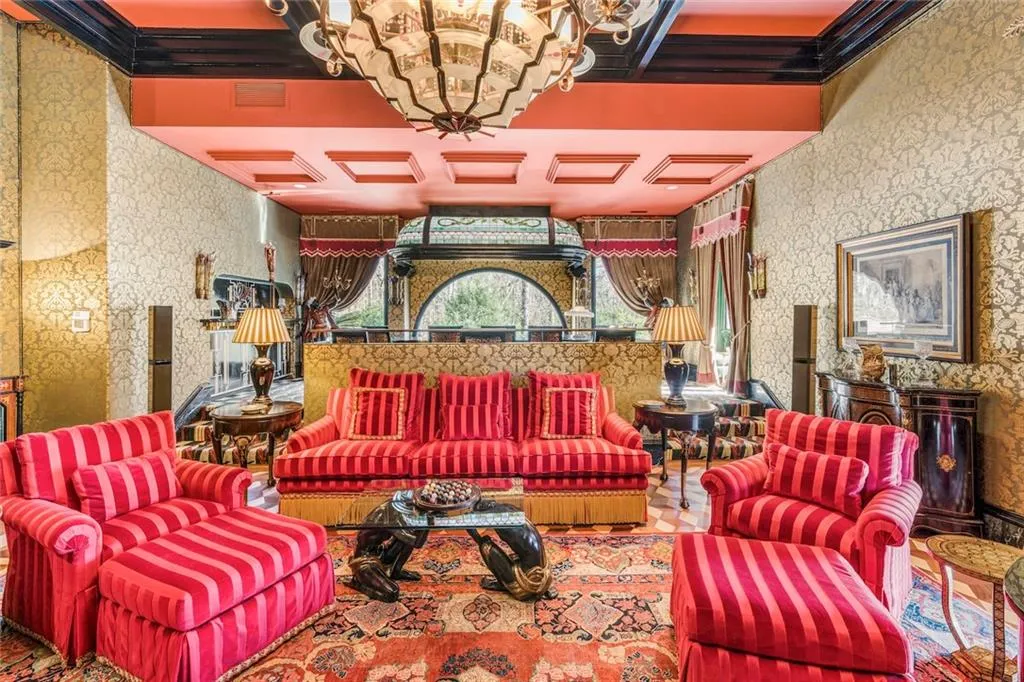 5975 Winterthur Ridge, Atlanta, Georgia 30328, 7 Bedrooms Bedrooms, ,8 BathroomsBathrooms,Residential,Sold,5975 Winterthur Ridge,6508153