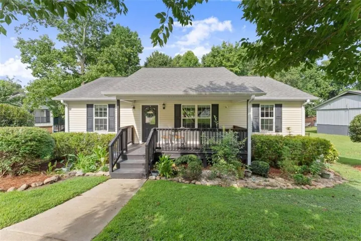 1738 Lanier Springs Drive, Gainesville, Georgia 30504