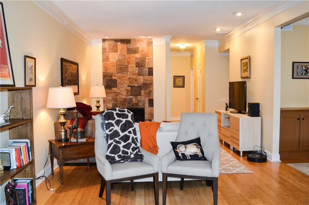 5269 Glenridge Drive, Atlanta, Georgia 30342, 3 Bedrooms Bedrooms, ,3 BathroomsBathrooms,Residential,Sold,5269 Glenridge Drive,5642913 5269 Glenridge Drive, Atlanta, Georgia 30342, 3 Bedrooms Bedrooms, ,3 BathroomsBathrooms,Residential,Sold,5269 Glenridge Drive,5642913