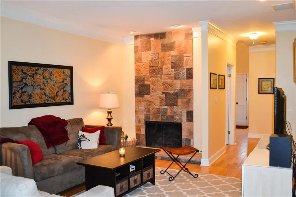 5269 Glenridge Drive, Atlanta, Georgia 30342, 3 Bedrooms Bedrooms, ,3 BathroomsBathrooms,Residential,Sold,5269 Glenridge Drive,5642913 5269 Glenridge Drive, Atlanta, Georgia 30342, 3 Bedrooms Bedrooms, ,3 BathroomsBathrooms,Residential,Sold,5269 Glenridge Drive,5642913