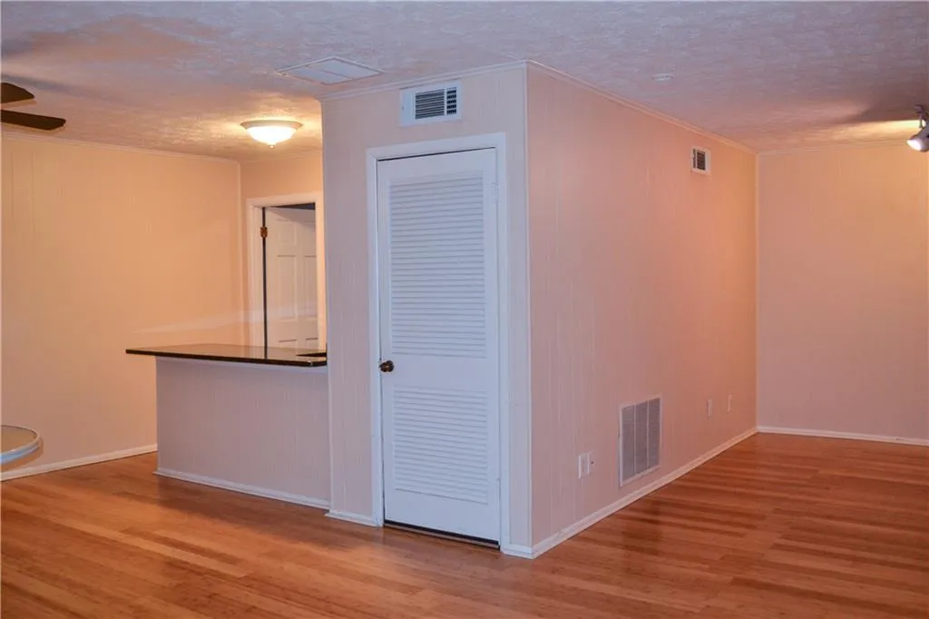 5269 Glenridge Drive, Atlanta, Georgia 30342, 3 Bedrooms Bedrooms, ,3 BathroomsBathrooms,Residential,Sold,5269 Glenridge Drive,5642913 5269 Glenridge Drive, Atlanta, Georgia 30342, 3 Bedrooms Bedrooms, ,3 BathroomsBathrooms,Residential,Sold,5269 Glenridge Drive,5642913