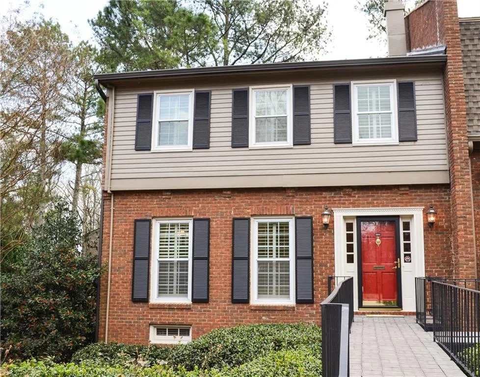 5269 Glenridge Drive, Atlanta, Georgia 30342, 3 Bedrooms Bedrooms, ,3 BathroomsBathrooms,Residential,Sold,5269 Glenridge Drive,5642913 5269 Glenridge Drive, Atlanta, Georgia 30342, 3 Bedrooms Bedrooms, ,3 BathroomsBathrooms,Residential,Sold,5269 Glenridge Drive,5642913