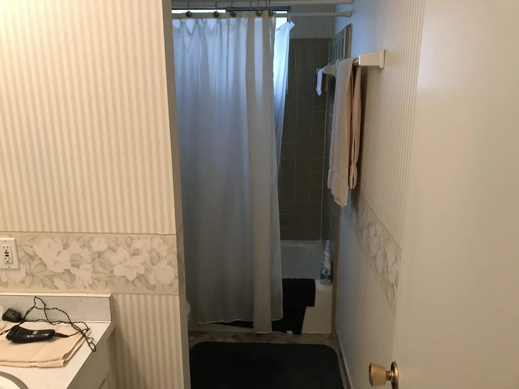 6700 Roswell Road Unit 31-f, Sandy Springs, Georgia 30328, 2 Bedrooms Bedrooms, ,2 BathroomsBathrooms,Residential,Sold,6700 Roswell Road Unit 31-f,5894509
