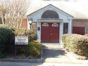 6700 Roswell Road Unit 31-f, Sandy Springs, Georgia 30328, 2 Bedrooms Bedrooms, ,2 BathroomsBathrooms,Residential,Sold,6700 Roswell Road Unit 31-f,5894509