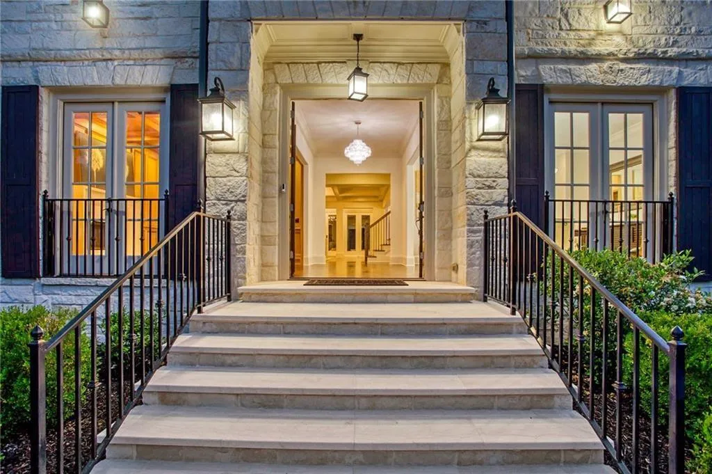 210 Rivermere Way, Sandy Springs, Georgia 30350, 6 Bedrooms Bedrooms, ,5 BathroomsBathrooms,Residential,Sold,210 Rivermere Way,7453388