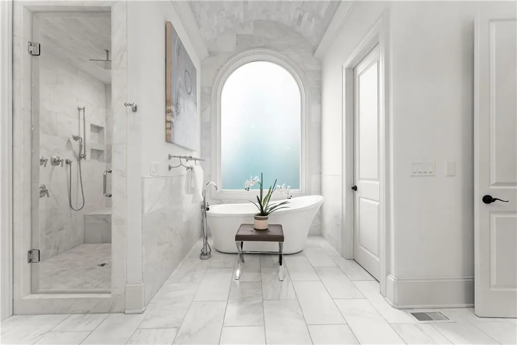 210 Rivermere Way, Sandy Springs, Georgia 30350, 6 Bedrooms Bedrooms, ,5 BathroomsBathrooms,Residential,Sold,210 Rivermere Way,7453388