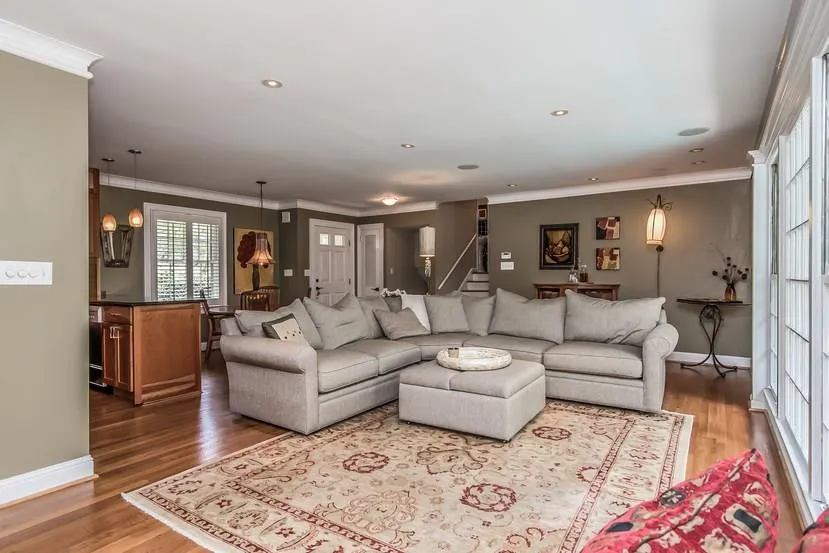 650 Amberidge Trail, Atlanta, Georgia 30328, 3 Bedrooms Bedrooms, ,3 BathroomsBathrooms,Residential,Sold,650 Amberidge Trail,5673147