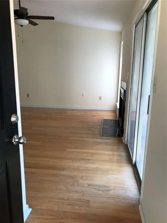 310 Granville Court, Atlanta, Georgia 30328, 2 Bedrooms Bedrooms, ,2 BathroomsBathrooms,Residential,Sold,310 Granville Court,6949981