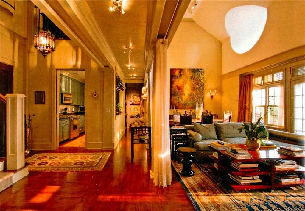 77 Peachtree Place Ne Unit 601, Atlanta, Georgia 30309, 3 Bedrooms Bedrooms, ,3 BathroomsBathrooms,Residential,Sold,77 Peachtree Place Ne Unit 601,5571831