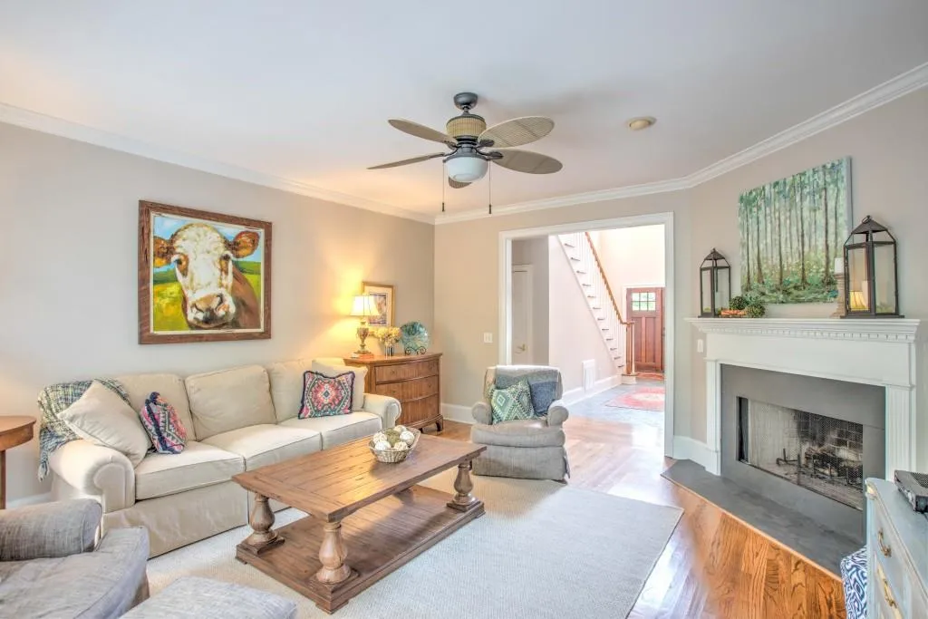 240 Spalding Springs Lane, Sandy Springs, Georgia 30350, 5 Bedrooms Bedrooms, ,4 BathroomsBathrooms,Residential,Sold,240 Spalding Springs Lane,5861645