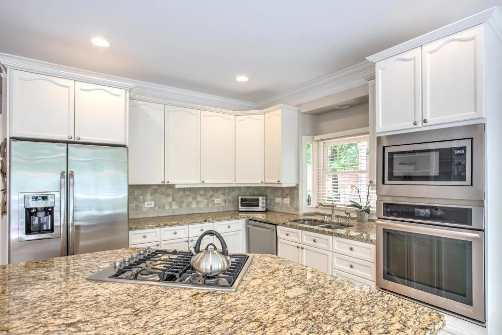 240 Spalding Springs Lane, Sandy Springs, Georgia 30350, 5 Bedrooms Bedrooms, ,4 BathroomsBathrooms,Residential,Sold,240 Spalding Springs Lane,5861645