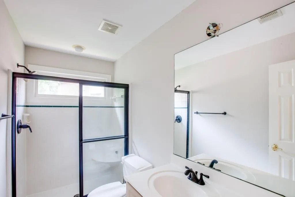 240 Spalding Springs Lane, Sandy Springs, Georgia 30350, 5 Bedrooms Bedrooms, ,4 BathroomsBathrooms,Residential,Sold,240 Spalding Springs Lane,5861645