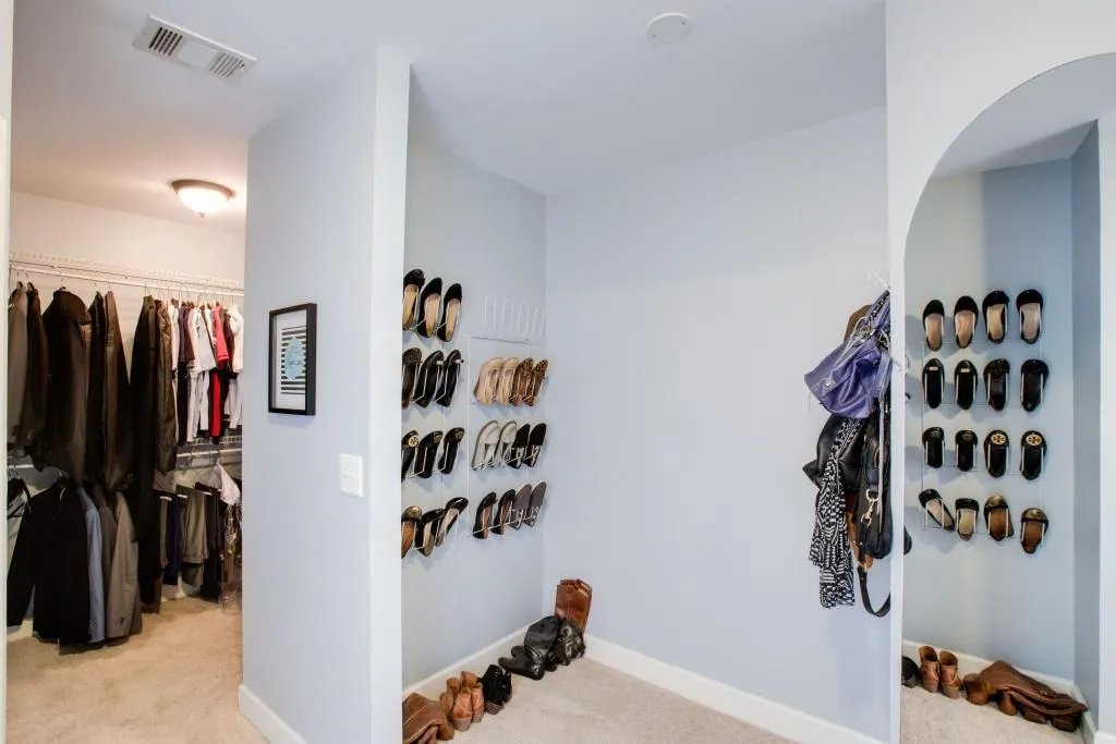 240 Spalding Springs Lane, Sandy Springs, Georgia 30350, 5 Bedrooms Bedrooms, ,4 BathroomsBathrooms,Residential,Sold,240 Spalding Springs Lane,5861645