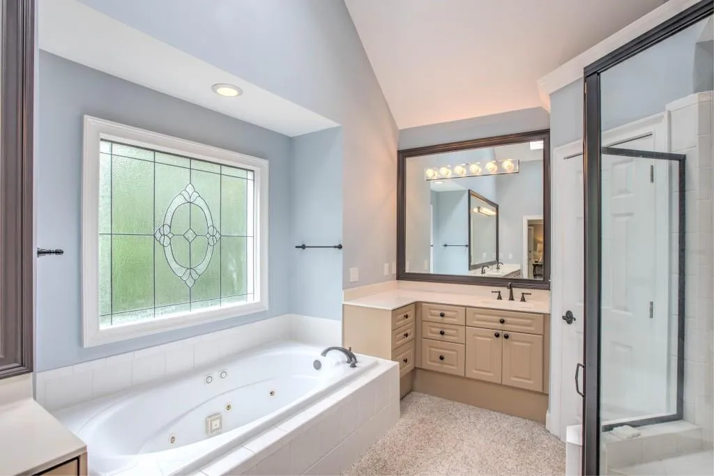 240 Spalding Springs Lane, Sandy Springs, Georgia 30350, 5 Bedrooms Bedrooms, ,4 BathroomsBathrooms,Residential,Sold,240 Spalding Springs Lane,5861645