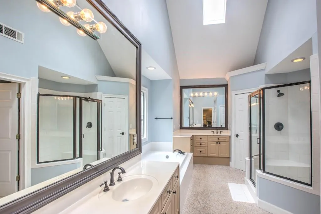 240 Spalding Springs Lane, Sandy Springs, Georgia 30350, 5 Bedrooms Bedrooms, ,4 BathroomsBathrooms,Residential,Sold,240 Spalding Springs Lane,5861645