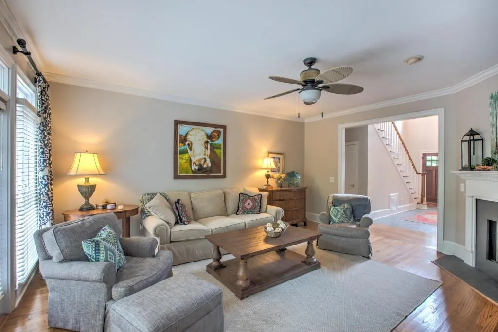 240 Spalding Springs Lane, Sandy Springs, Georgia 30350, 5 Bedrooms Bedrooms, ,4 BathroomsBathrooms,Residential,Sold,240 Spalding Springs Lane,5861645