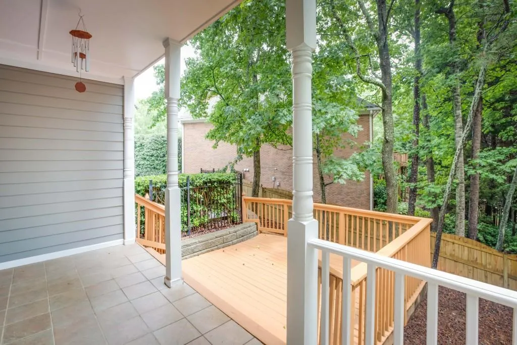 240 Spalding Springs Lane, Sandy Springs, Georgia 30350, 5 Bedrooms Bedrooms, ,4 BathroomsBathrooms,Residential,Sold,240 Spalding Springs Lane,5861645