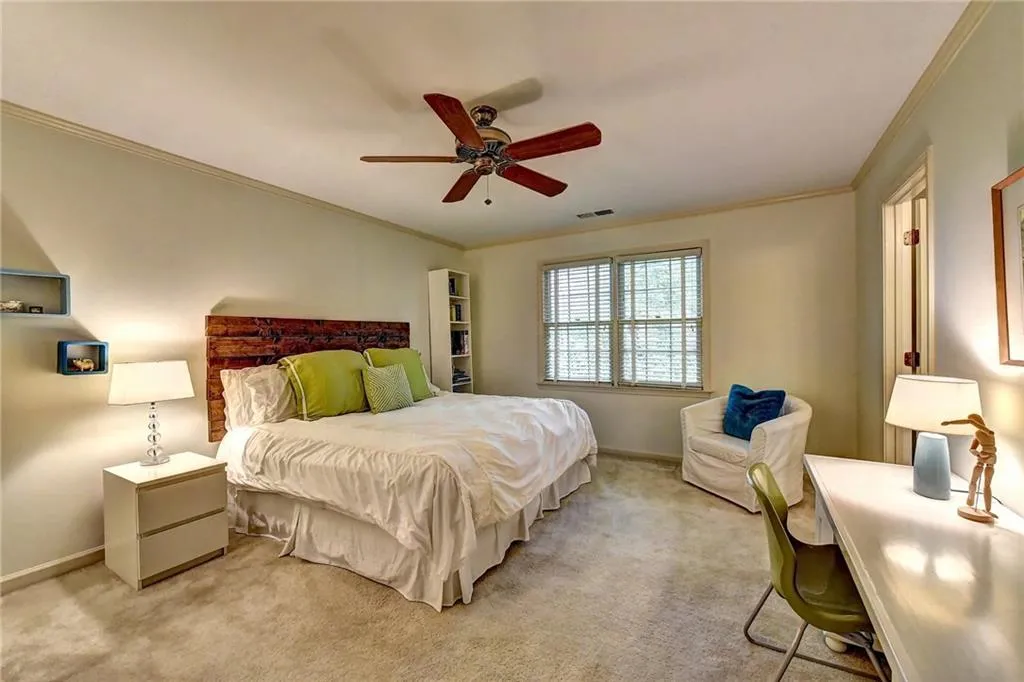 125 Classic Cove, Sandy Springs, Georgia 30350, 5 Bedrooms Bedrooms, ,4 BathroomsBathrooms,Residential,Sold,125 Classic Cove,6072053