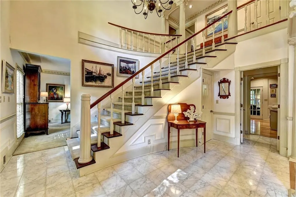 125 Classic Cove, Sandy Springs, Georgia 30350, 5 Bedrooms Bedrooms, ,4 BathroomsBathrooms,Residential,Sold,125 Classic Cove,6072053