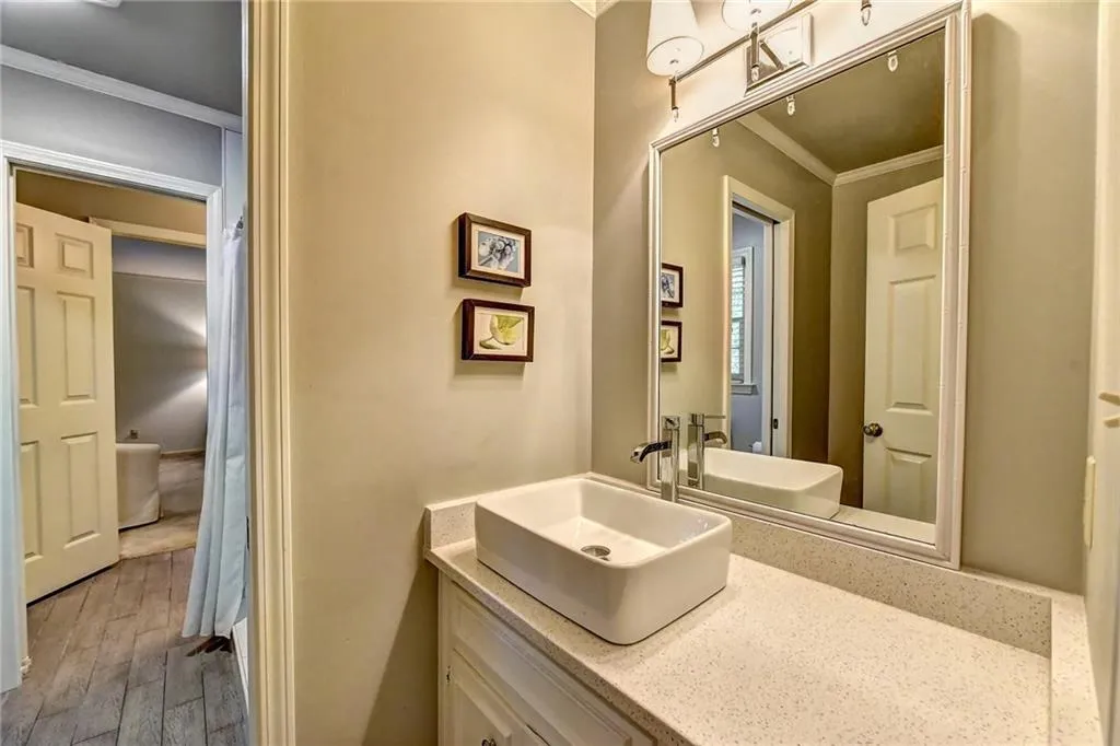 125 Classic Cove, Sandy Springs, Georgia 30350, 5 Bedrooms Bedrooms, ,4 BathroomsBathrooms,Residential,Sold,125 Classic Cove,6072053