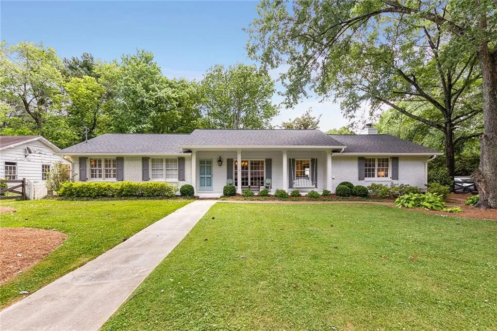 525 Pine Forest Road, Atlanta, Georgia 30342, 4 Bedrooms Bedrooms, ,4 BathroomsBathrooms,Residential,Sold,525 Pine Forest Road,7226069