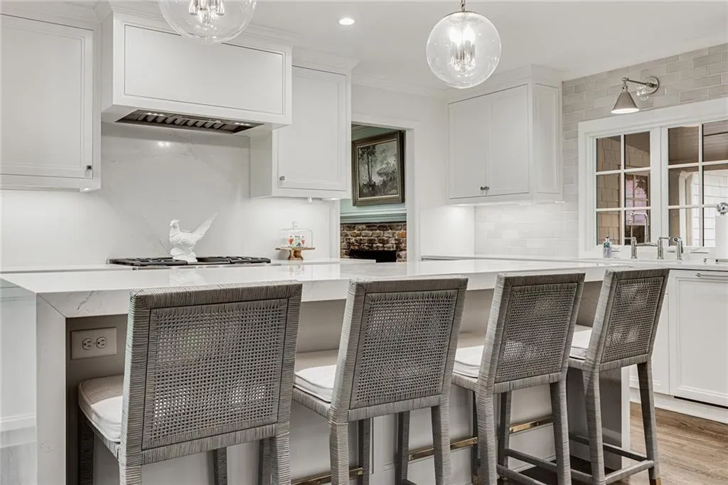 525 Pine Forest Road, Atlanta, Georgia 30342, 4 Bedrooms Bedrooms, ,4 BathroomsBathrooms,Residential,Sold,525 Pine Forest Road,7226069