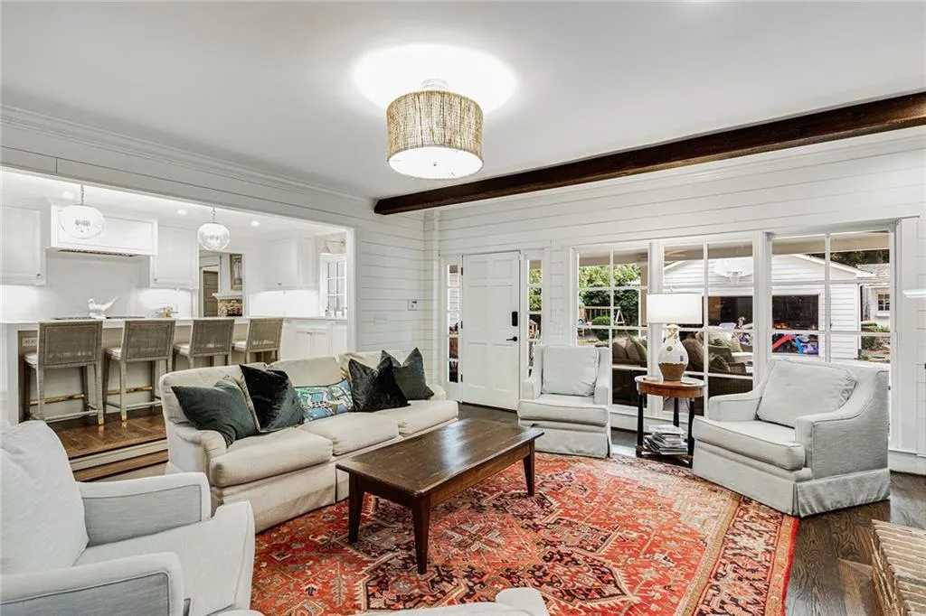 525 Pine Forest Road, Atlanta, Georgia 30342, 4 Bedrooms Bedrooms, ,4 BathroomsBathrooms,Residential,Sold,525 Pine Forest Road,7226069