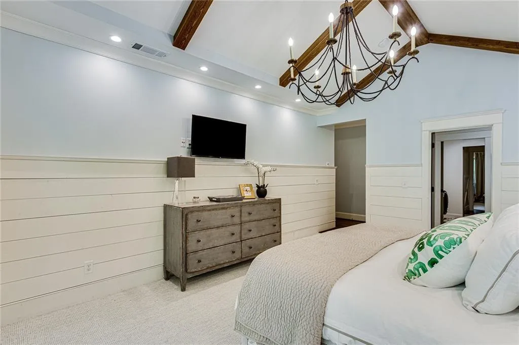 525 Pine Forest Road, Atlanta, Georgia 30342, 4 Bedrooms Bedrooms, ,4 BathroomsBathrooms,Residential,Sold,525 Pine Forest Road,7226069