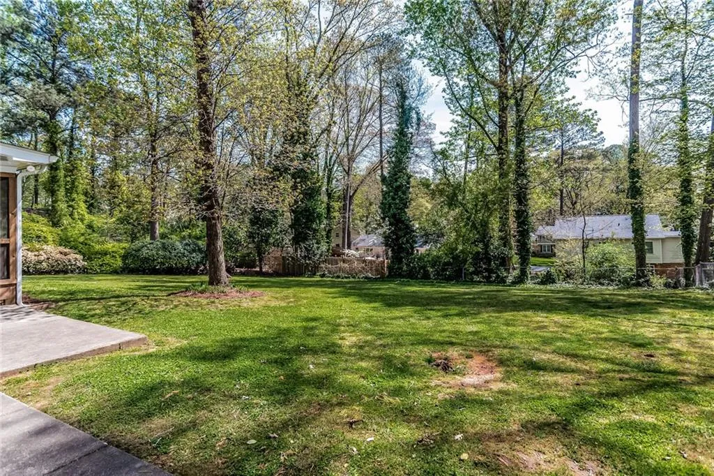 465 Glencourtney Drive, Sandy Springs, Georgia 30328, 4 Bedrooms Bedrooms, ,3 BathroomsBathrooms,Residential,Sold,465 Glencourtney Drive,5998872