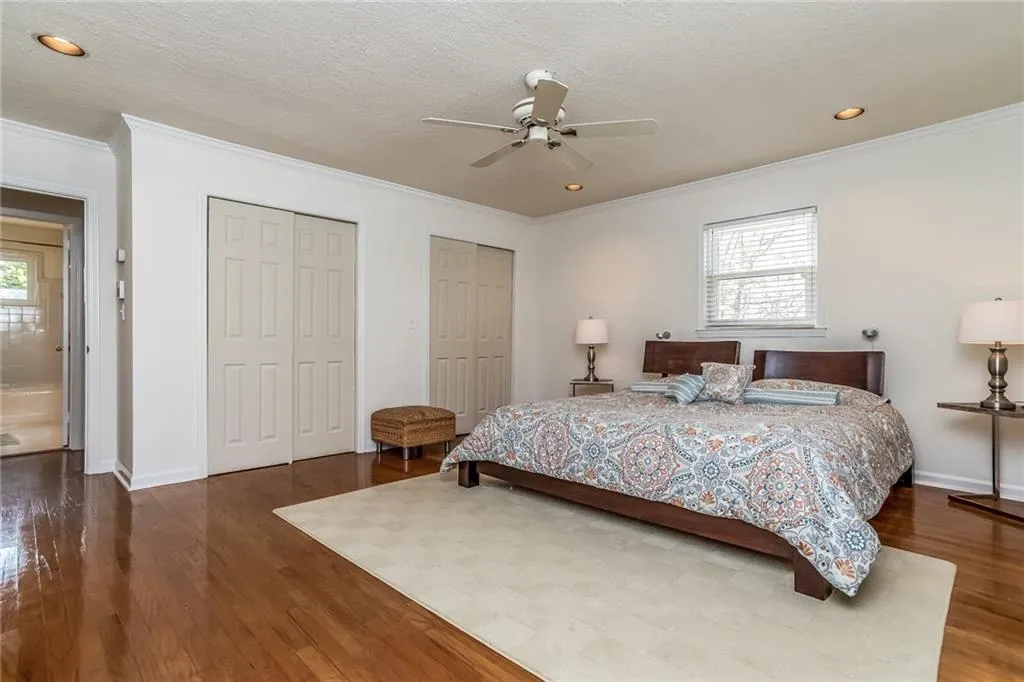 465 Glencourtney Drive, Sandy Springs, Georgia 30328, 4 Bedrooms Bedrooms, ,3 BathroomsBathrooms,Residential,Sold,465 Glencourtney Drive,5998872